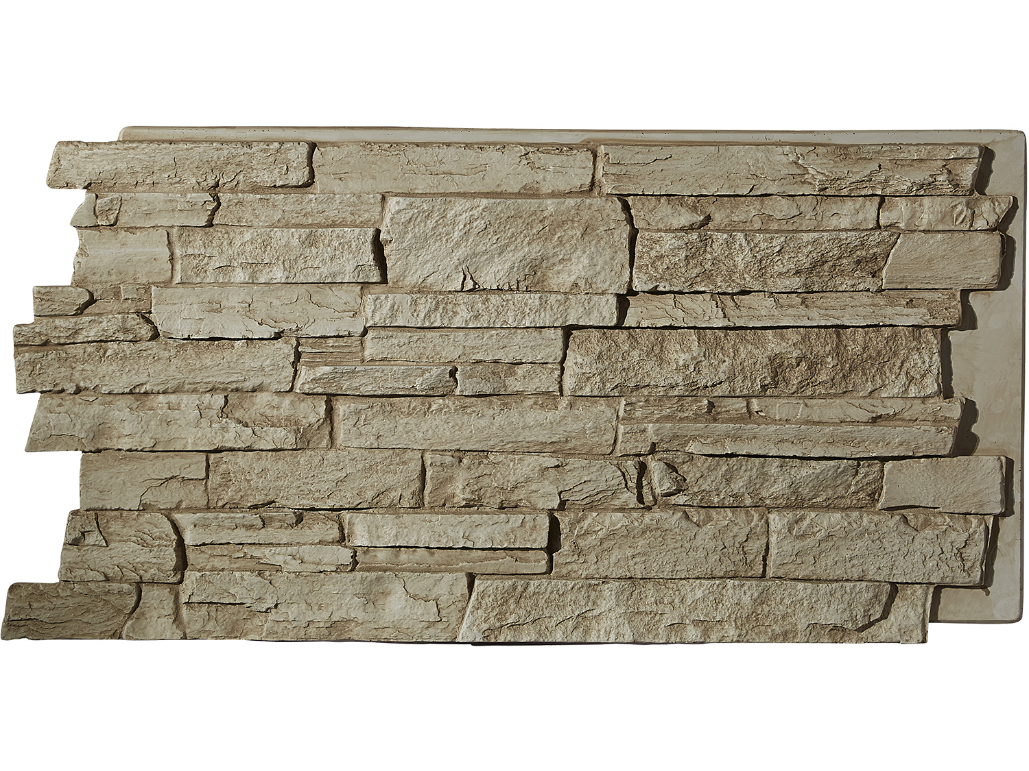 How many faux stone wall panels are included with the Dakota Dry Stack?